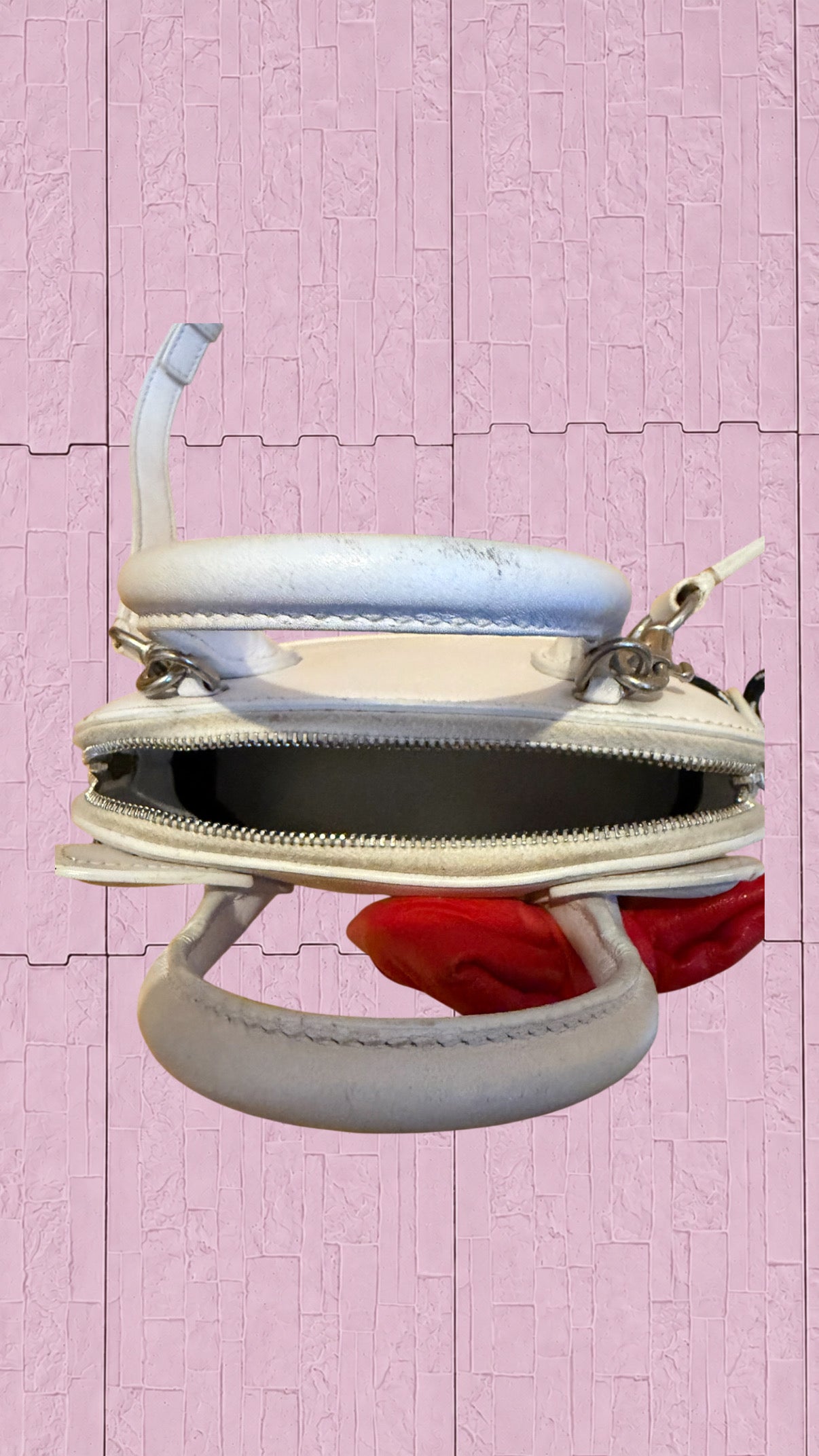 Balenciaga Runway SS20 Hello kitty bag