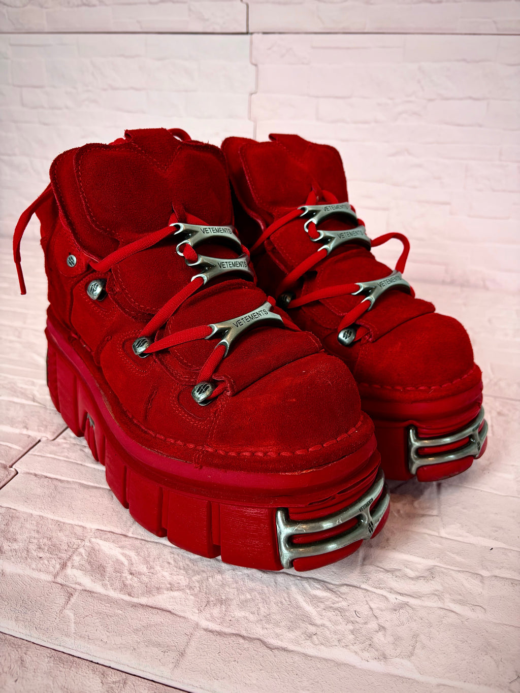 Vetements x newrocks red suede leather