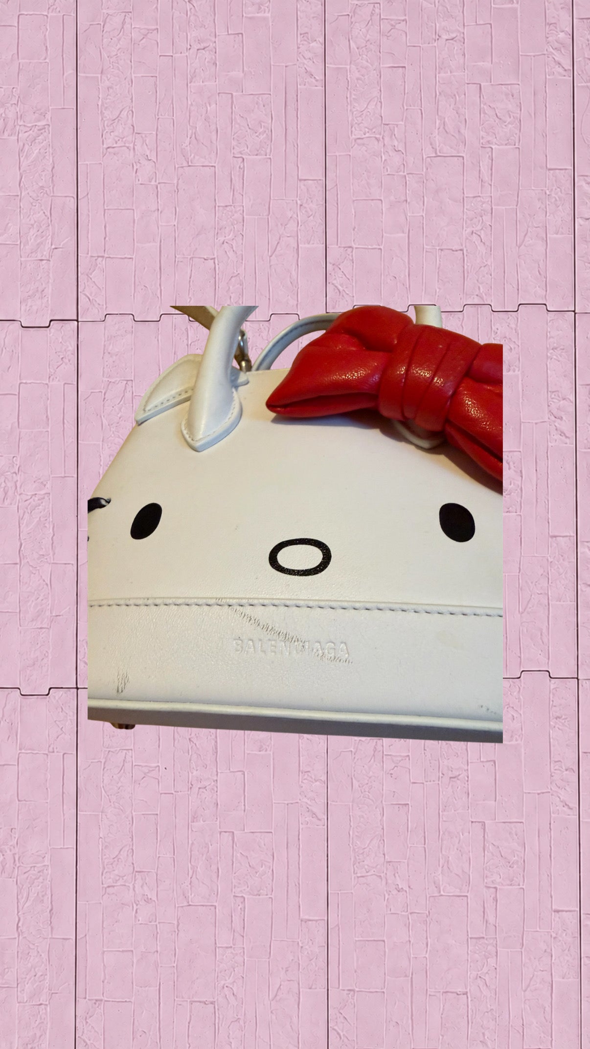 Balenciaga Runway SS20 Hello kitty bag