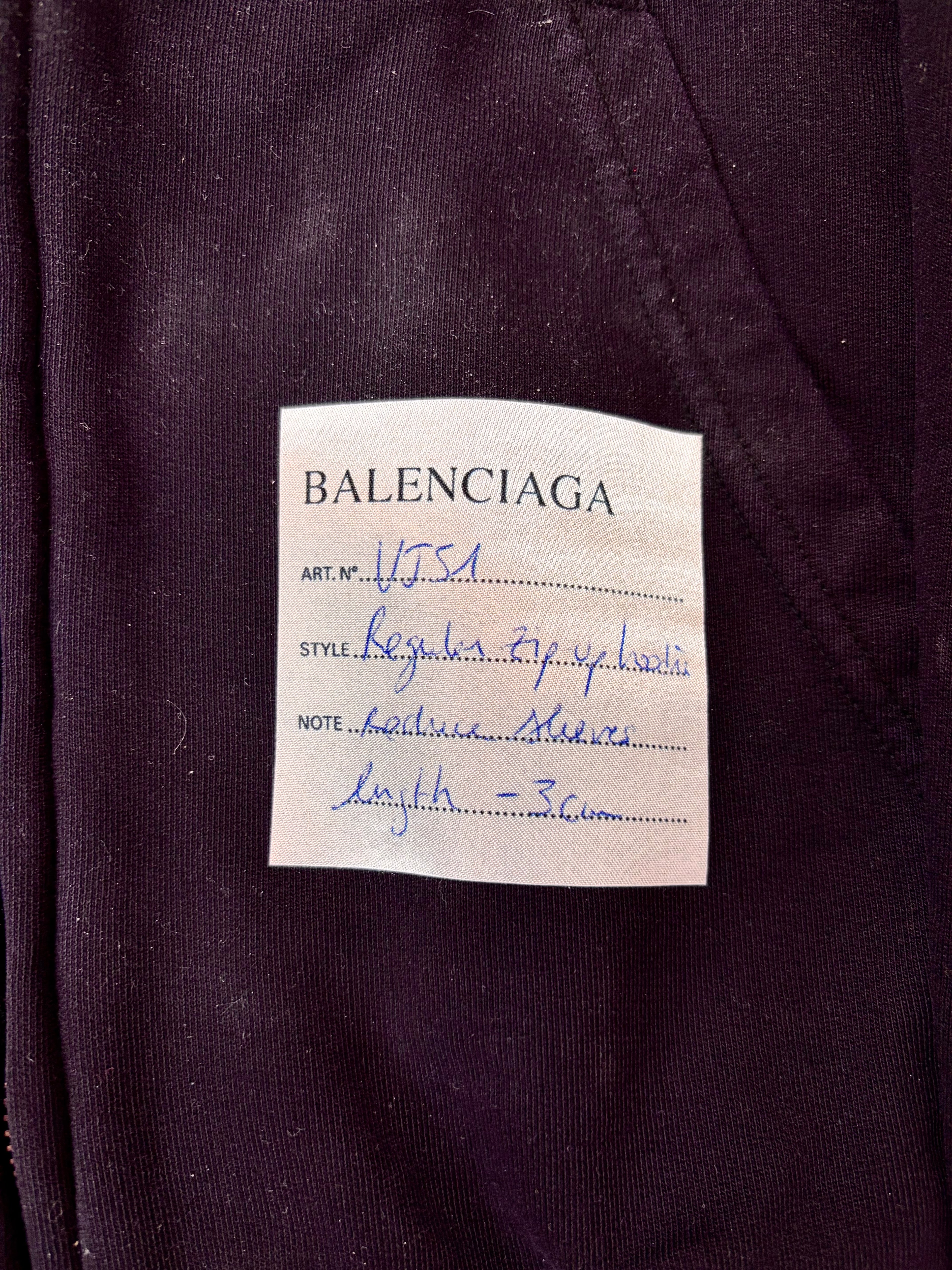 Balenciaga sample note zip
