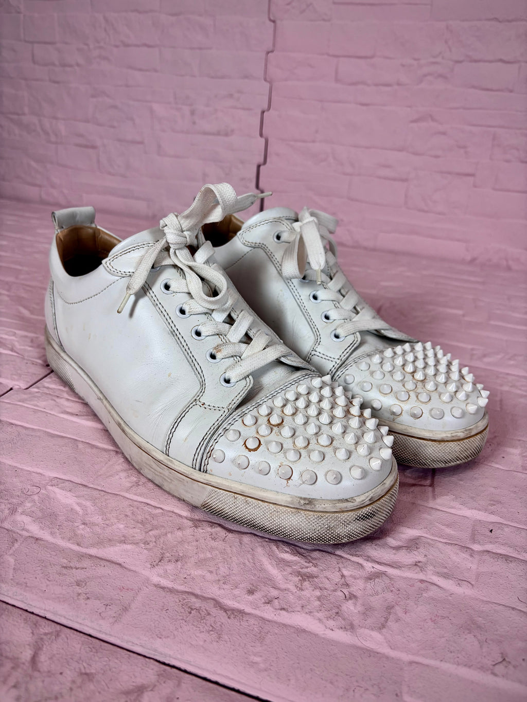 Christian Louboutin sneaker spike low
