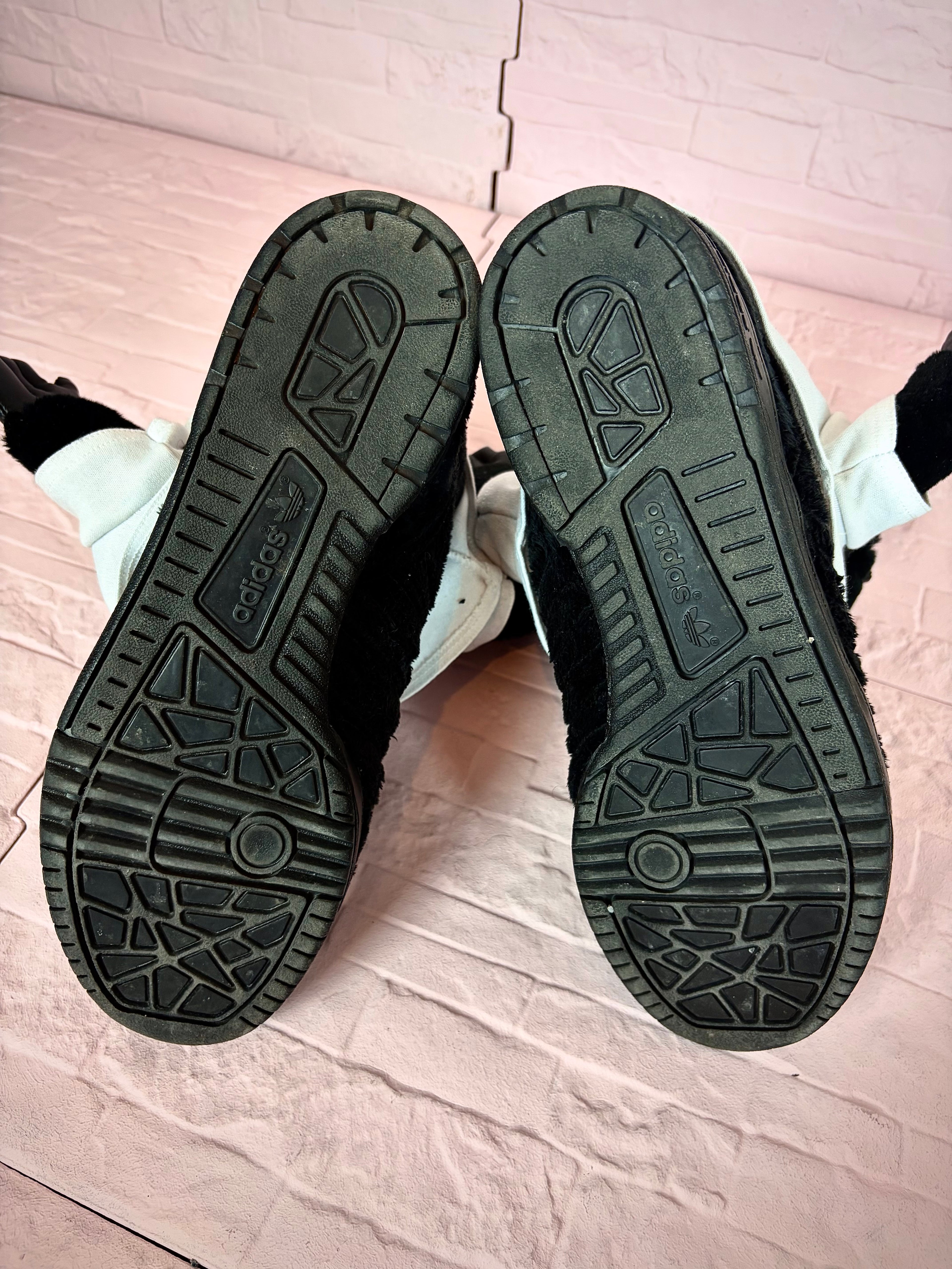 Adidas x jeremy scott gorilla sneaker